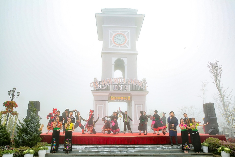 Giáng Sinh nhất định phải đến Fansipan check-in xứ sở pha lê tuyệt diệu - 4