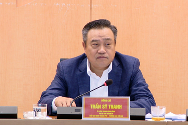 Chủ tịch Hà Nội: Đưa Đông Anh và Gia Lâm lên quận là nhiệm vụ ưu tiên