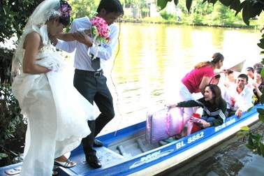 Đám cưới ở sông nước miền Tây