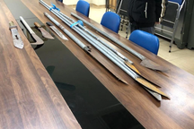 Ngăn chặn 24 thanh niên mang dao, đao đi hỗn chiến ở Hà Nội