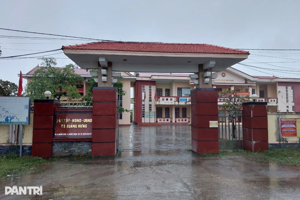 Kỷ luật nhóm cán bộ xã sát phạt nhau trên chiếu bạc - 1 Kỷ luật nhóm cán bộ xã sát phạt nhau trên chiếu bạc - 1