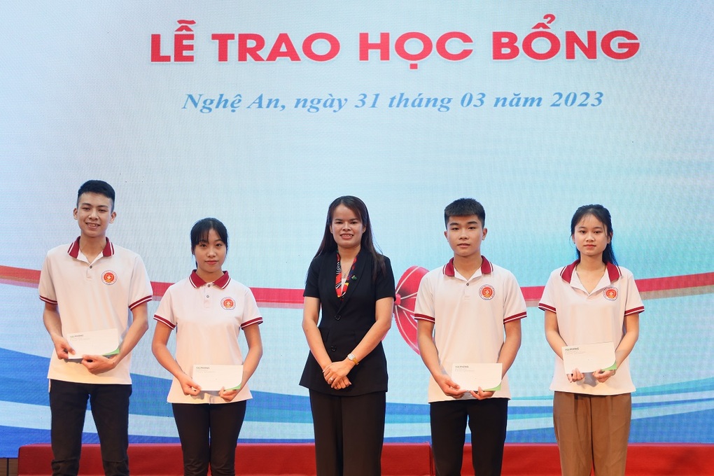 Trường Đại học Kinh tế Nghệ An: Nơi khởi tạo thành công cho tuổi trẻ - 3 Trường Đại học Kinh tế Nghệ An: Nơi khởi tạo thành công cho tuổi trẻ - 3