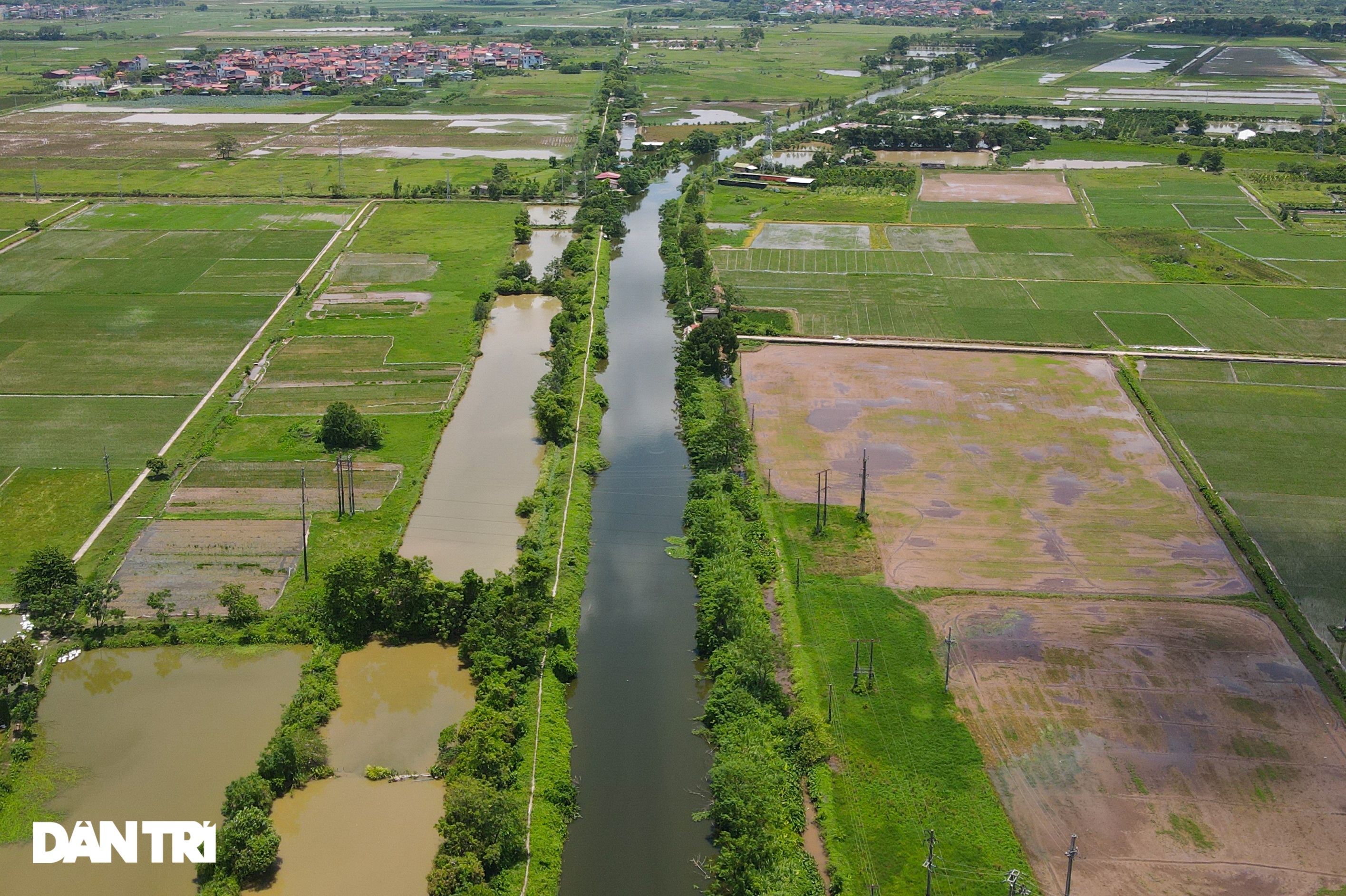 Hiện trạng những khu công nghiệp ở ngoại thành Hà Nội - 8 Hiện trạng những khu công nghiệp ở ngoại thành Hà Nội - 8
