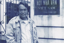 Biên kịch Hồng Ngát từng dự đám cưới của nhà văn Hoàng Phủ Ngọc Tường