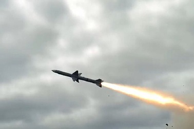 Ấn Độ bắn thử thành công tên lửa đánh chặn siêu âm