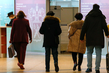 Nga soạn luật yêu cầu khách quốc tế ký "thỏa thuận trung thành"