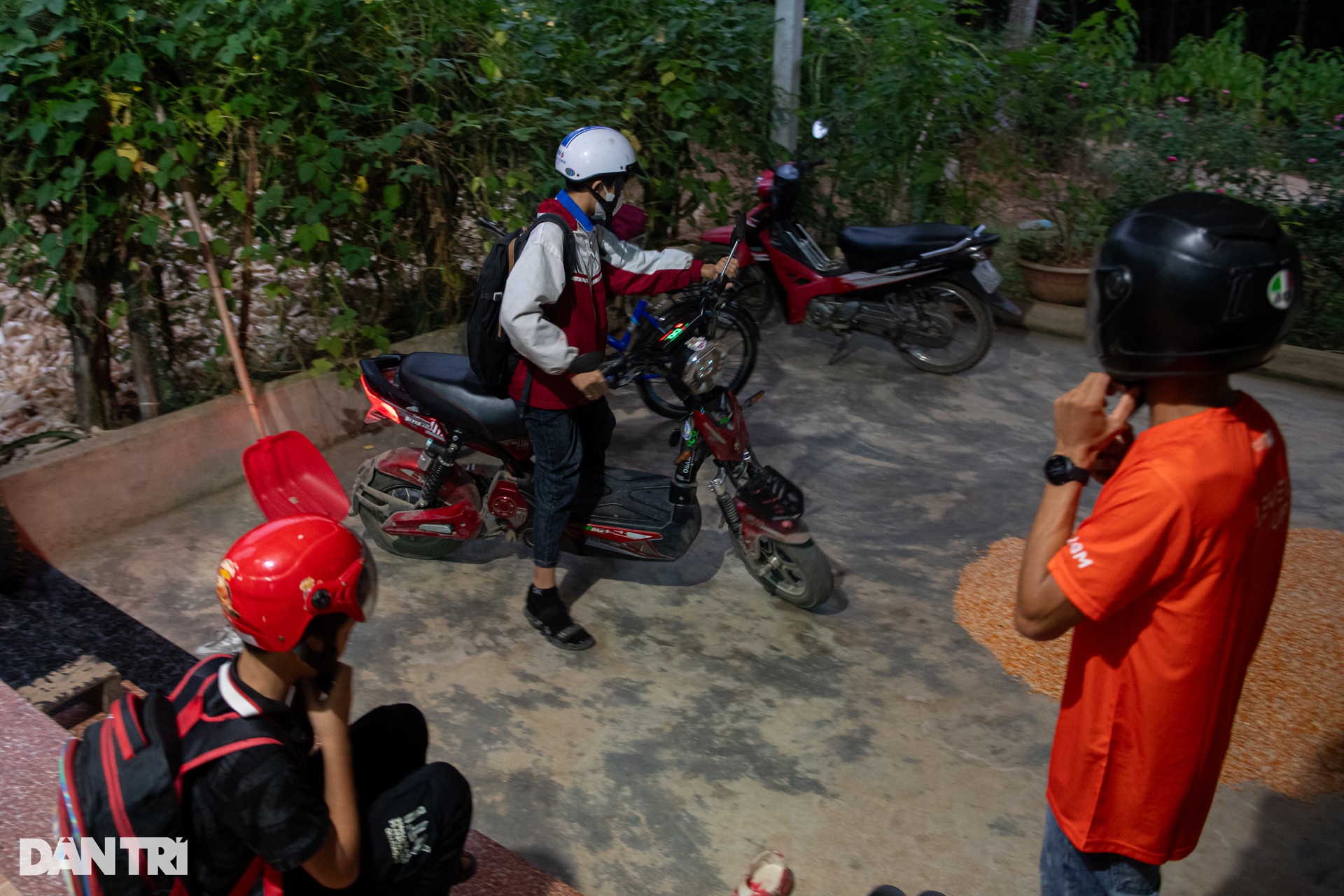 Anh nông dân và giấc mơ ghi tên trên bảng vàng Marathon Việt Nam - 3 Anh nông dân và giấc mơ ghi tên trên bảng vàng Marathon Việt Nam - 3