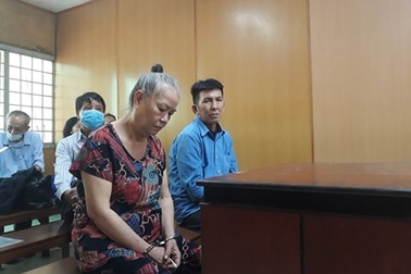 Cặp đôi mạo danh để lừa bán nhà của người khác