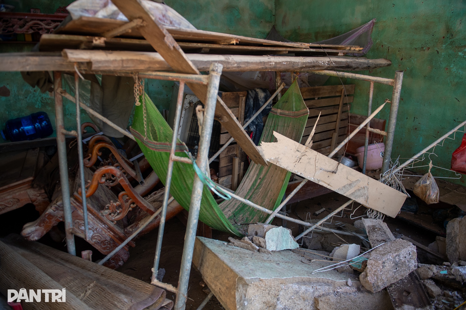 Báo Dân trí trao 200 triệu đồng hỗ trợ người dân vùng lũ tỉnh Bắc Ninh - 4