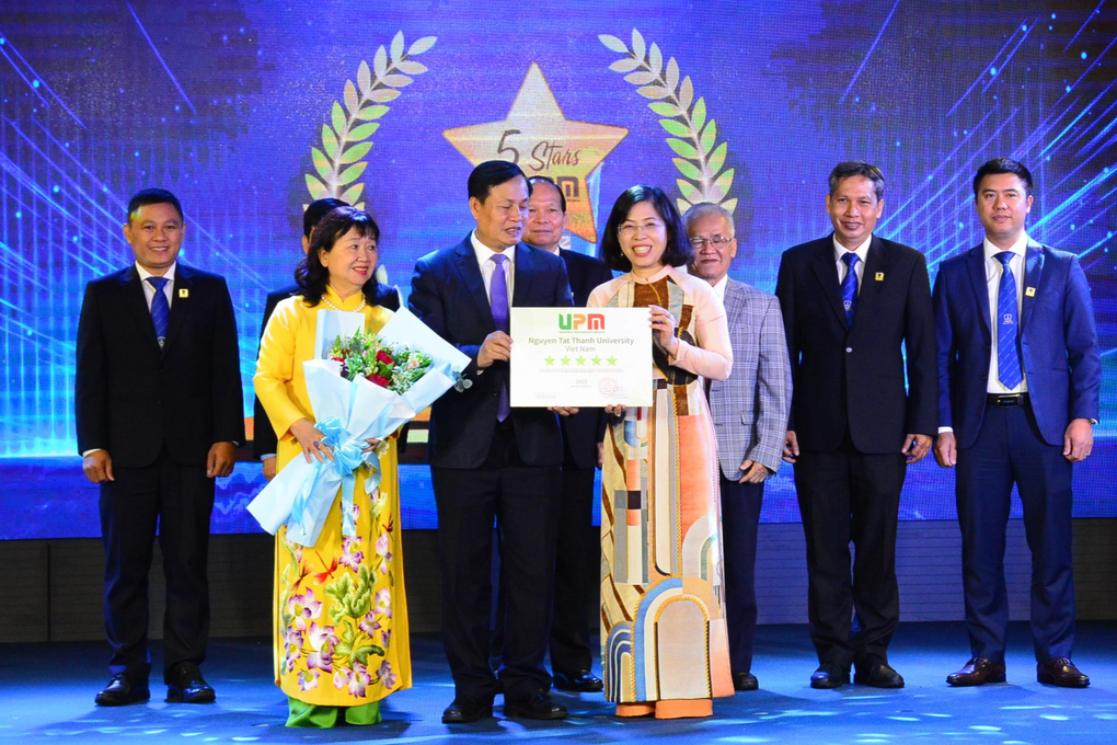 Một trường đại học ngoài công lập được UPM gắn 5 sao - 1 Một trường đại học ngoài công lập được UPM gắn 5 sao - 1