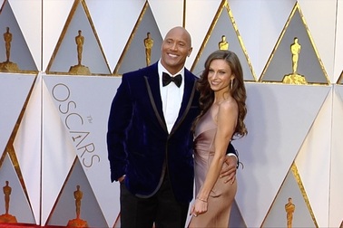 Dwayne Johnson đưa vợ dự sự kiện