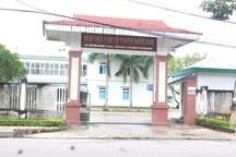 Lại hàng trăm nhân viên y tế cầu cứu vì bị chậm lương nhiều tháng