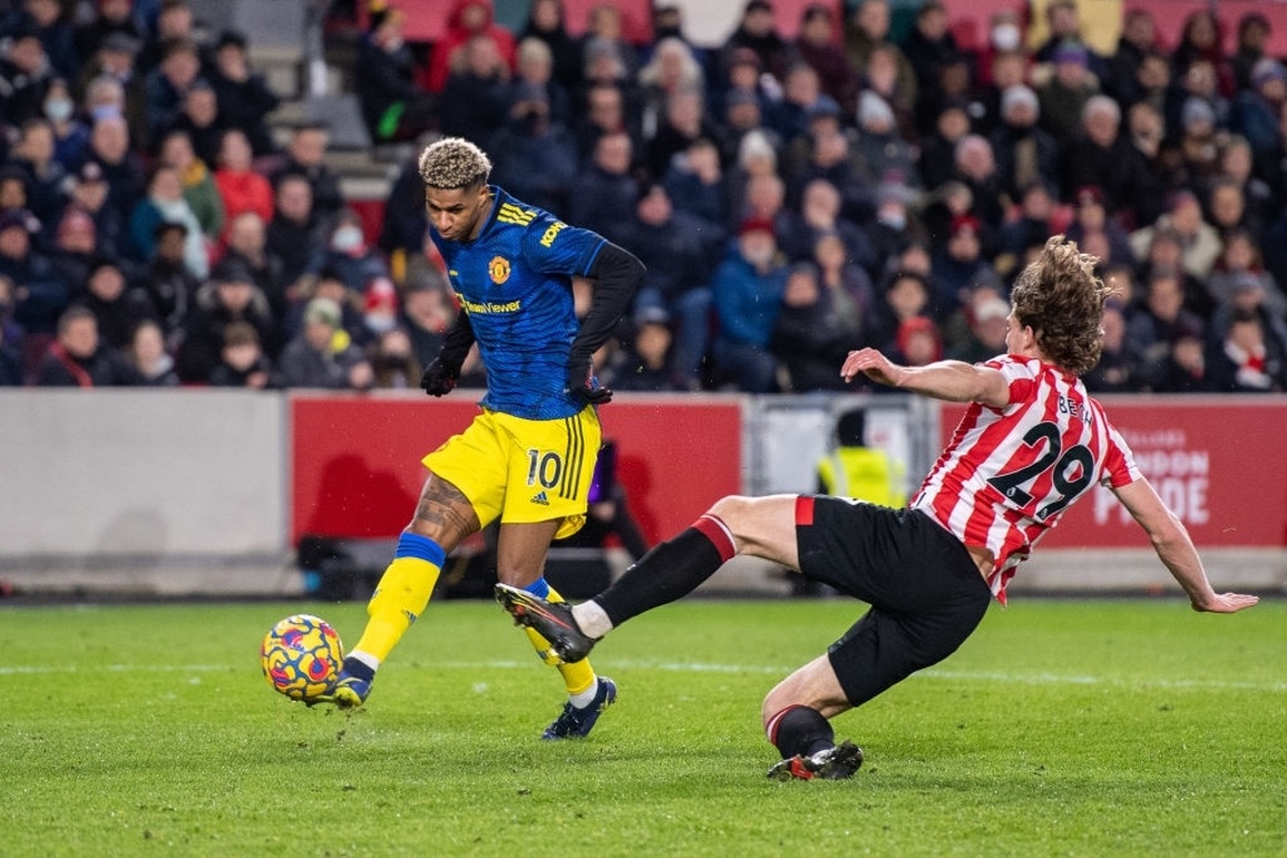 Ronaldo trở lại, Man Utd thắng đẹp trên sân Brentford - 2 Ronaldo trở lại, Man Utd thắng đẹp trên sân Brentford - 2