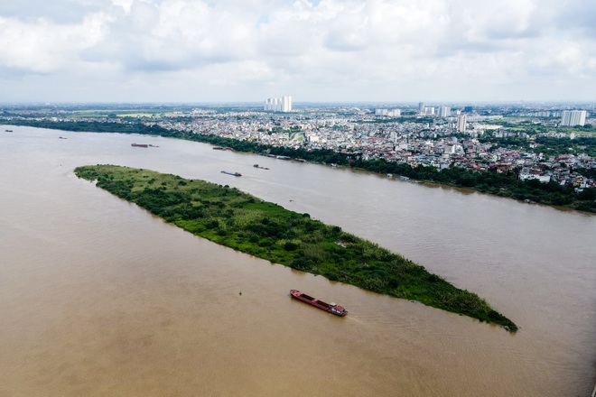 Cảnh hồ thủy điện xả lũ lớn, nước cuộn sóng nhấn chìm bãi giữa sông Hồng - 11 Cảnh hồ thủy điện xả lũ lớn, nước cuộn sóng nhấn chìm bãi giữa sông Hồng - 11