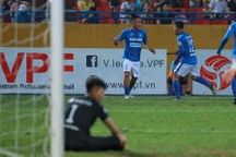 Mạc Hồng Quân lập cú đúp, Than Quảng Ninh hòa nghẹt thở Viettel