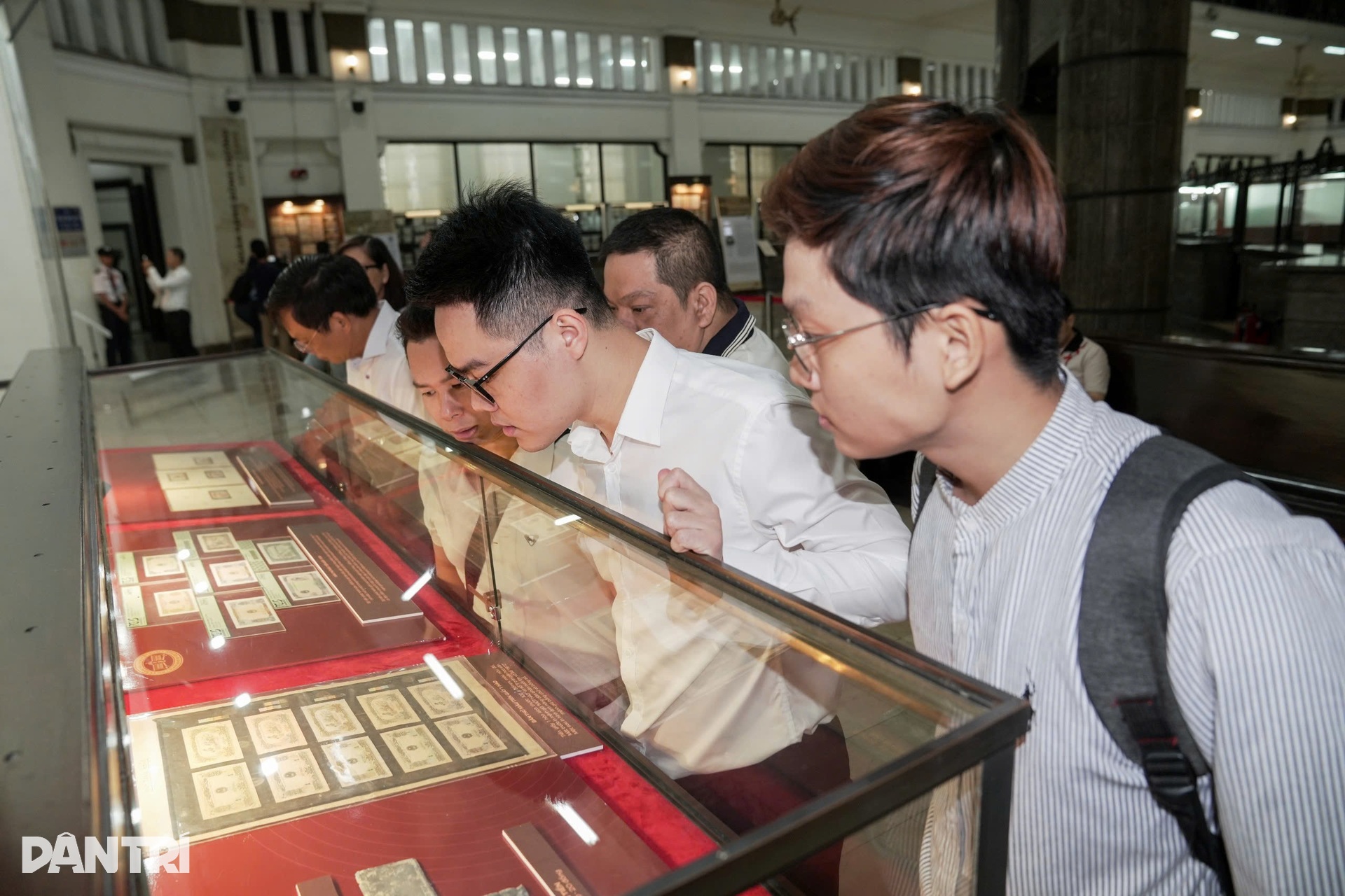 ទីក្រុងហូជីមិញ បង្ហាញវត្ថុបុរាណរូបិយវត្ថុវៀតណាមជាង ១.៥០០ ពីសម័យកាលផ្សេងៗគ្នា - 7