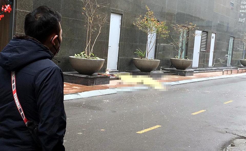 Hà Nội: Cô gái trẻ rơi từ tầng 20 chung cư The Golden Palm - 1 Hà Nội: Cô gái trẻ rơi từ tầng 20 chung cư The Golden Palm - 1