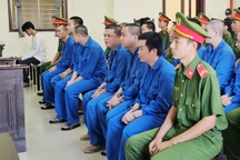 Băng cướp thuốc lá lậu ở Tây Ninh lĩnh án