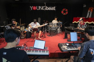 Concert "Rực rỡ ngày mới": Đón chờ màn song ca Bùi Công Nam và Hương Tràm - 5