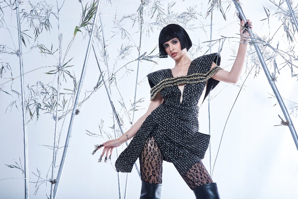 Người mẫu Tây Ban Nha Andrea Aybar cá tính, nóng bỏng khi trở lại showbiz - 3