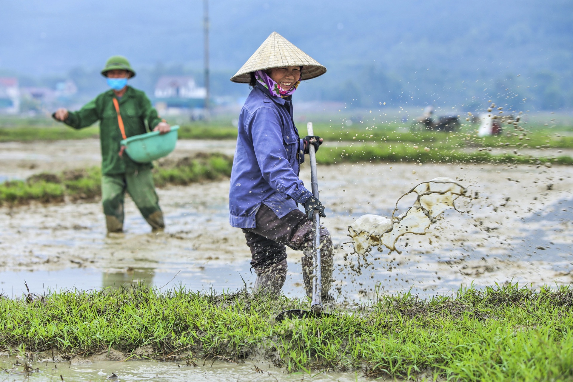 Nét đẹp lao động Tết: Cuộc thi ảnh của báo Dân trí thu hút đông đảo tác giả - 1 Nét đẹp lao động Tết: Cuộc thi ảnh của báo Dân trí thu hút đông đảo tác giả - 1