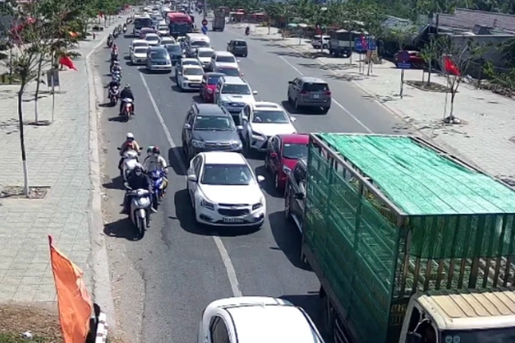 Cầu Rạch Miễu tê liệt mùng 2 Tết, BOT xả trạm nhiều lần - 1 Cầu Rạch Miễu tê liệt mùng 2 Tết, BOT xả trạm nhiều lần - 1