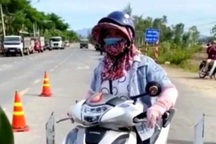 Không vượt được chốt kiểm dịch, người phụ nữ dọa xử lý lực lượng chức năng