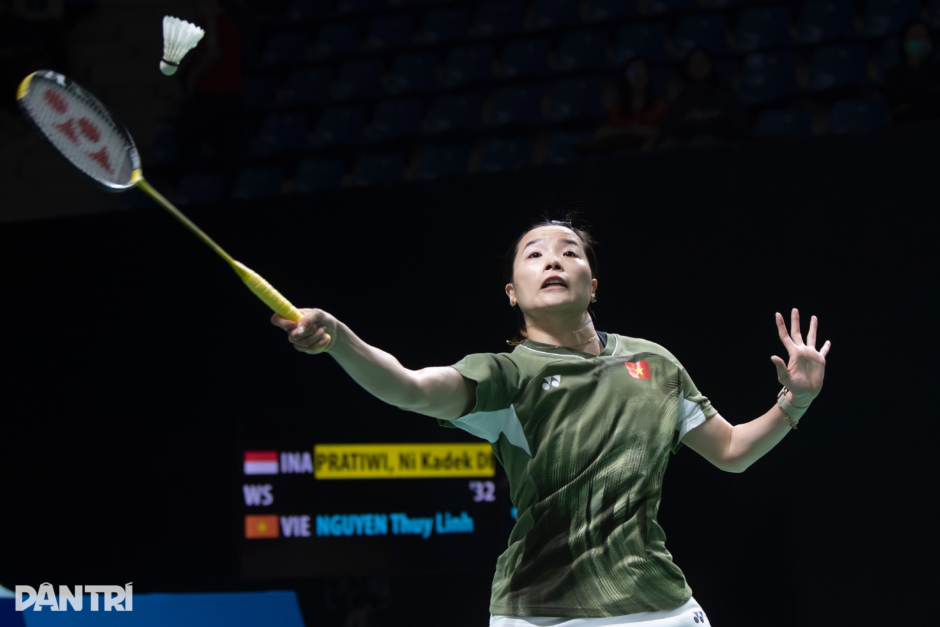Pertandingan yang mengecewakan bagi pemain bulu tangkis Nguyen Thuy Linh di SEA Games dengan skor 33-11. Trận đấu đáng quên của tay vợt Nguyễn Thùy Linh tại SEA Games 33 - 11