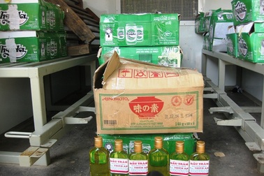 Thu giữ hơn 1.700 chai dầu tràm không rõ nguồn gốc