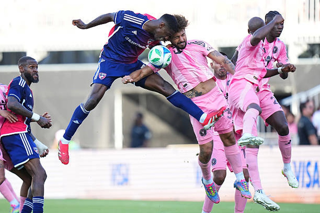Inter Miami thua ngược khó tin trong ngày Messi ngồi khán đài - 2 Inter Miami thua ngược khó tin trong ngày Messi ngồi khán đài - 2