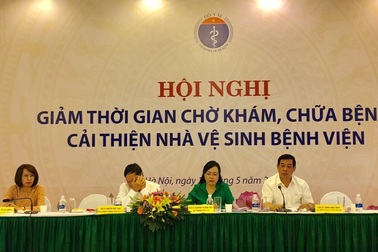 Bộ trưởng sợ bệnh nhân đến… hạ đường huyết vì chờ khám!