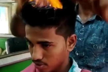 Rùng mình với kiểu cắt tóc đầy mạo hiểm thử thách sự gan dạ của khách hàng