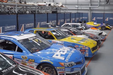 Bộ sưu tập toàn siêu xe F1 khủng của CEO McLaren Racing