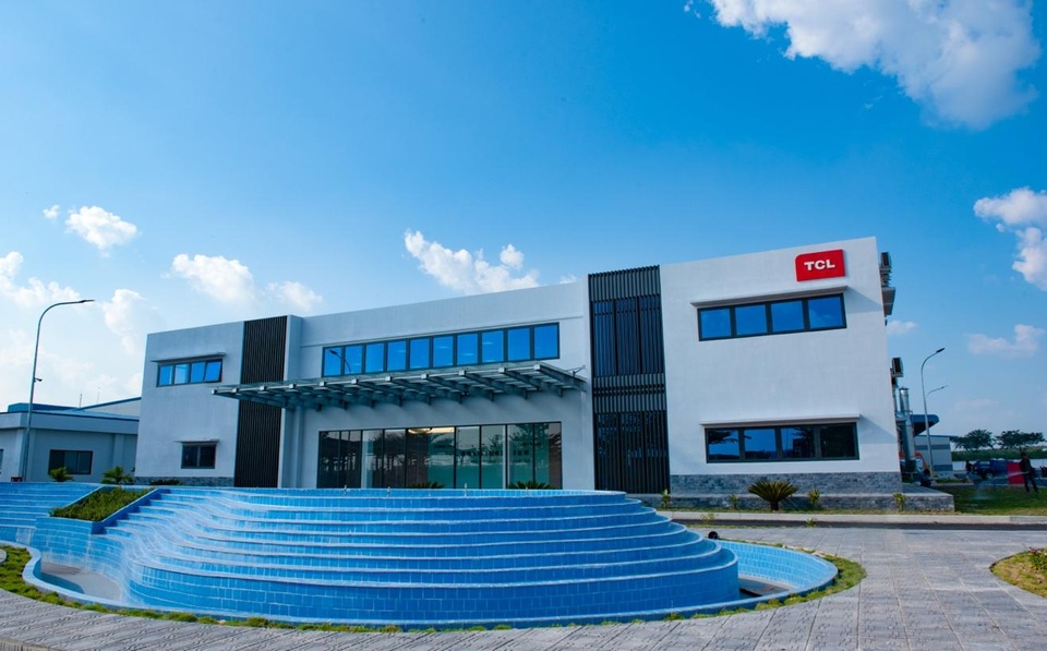 TCL chính thức cho nhà máy tích hợp công nghệ cao đi vào vận hành - 1 TCL chính thức cho nhà máy tích hợp công nghệ cao đi vào vận hành - 1