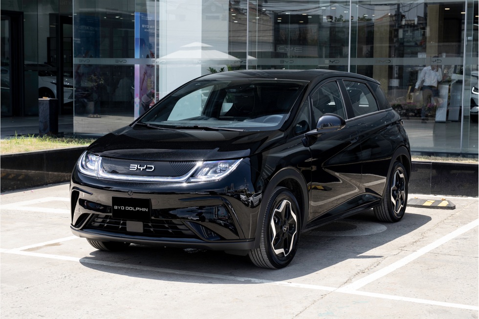Loạt ô tô mới mở bán tại Việt Nam trong tháng 4: Đủ xe xăng, hybrid, điện - 2