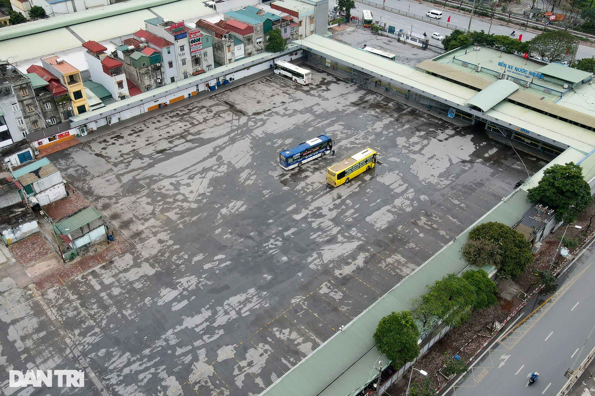 Toàn cảnh đường phố Hà Nội vắng vẻ, thông thoáng ngày cuối cùng năm Tân Sửu - 14 Toàn cảnh đường phố Hà Nội vắng vẻ, thông thoáng ngày cuối cùng năm Tân Sửu - 14
