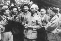 Cán bộ nghiêm khắc với chính mình theo tư tưởng Hồ Chí Minh