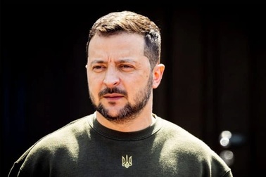 Ukraine lên tiếng sau khi Nga đơn phương tuyên bố tạm ngừng bắn