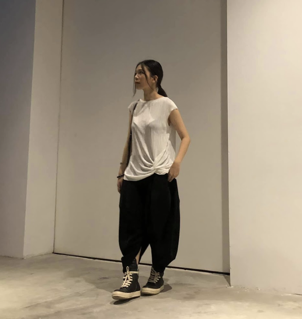 Nhà thiết kế Việt Gen Z gây ấn tượng tại kinh đô thời trang New York - 1 Nhà thiết kế Việt Gen Z gây ấn tượng tại kinh đô thời trang New York - 1