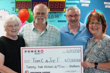 Những thống kê thú vị về người trúng Jackpot trên thế giới