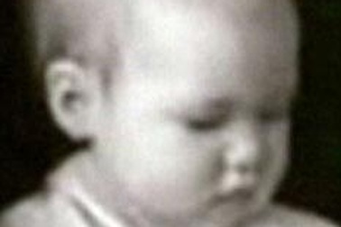 Bé 3 tuổi chết vì nhầm súng thật là bộ điều khiển game