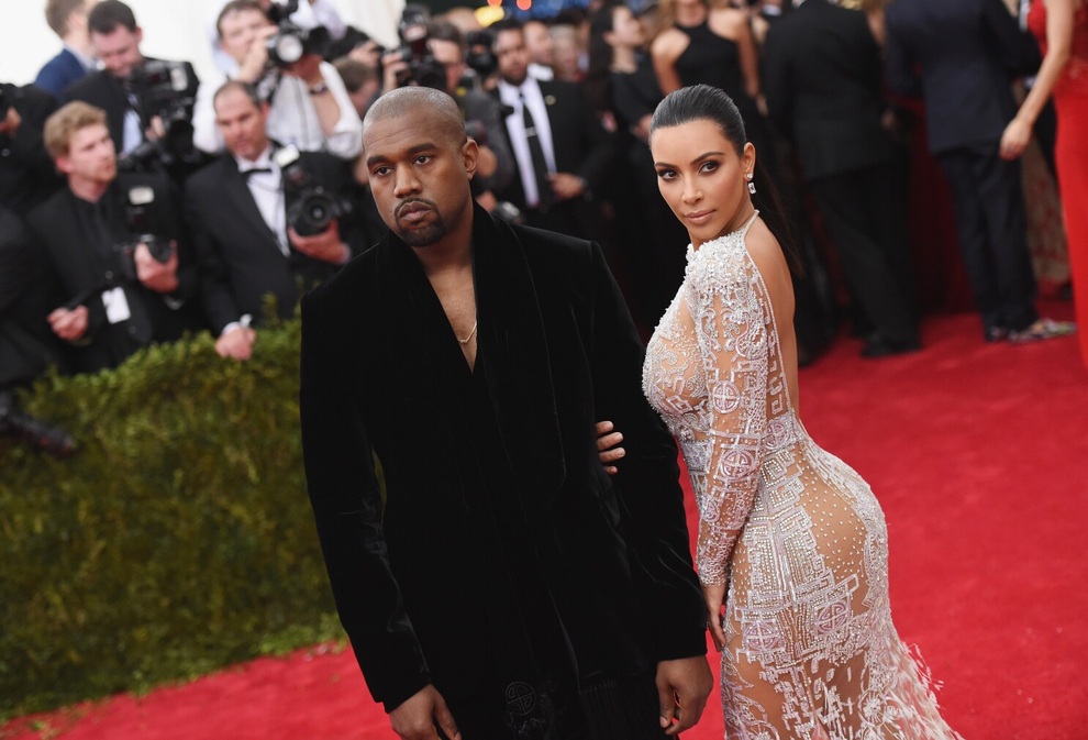 Kanye West: Kim Kardashian vẫn là vợ tôi - 1 Kanye West: Kim Kardashian vẫn là vợ tôi - 1