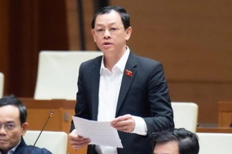 “Bác sĩ nội trú là tinh hoa ngành y, sao lại xem như chứng chỉ hành nghề?”