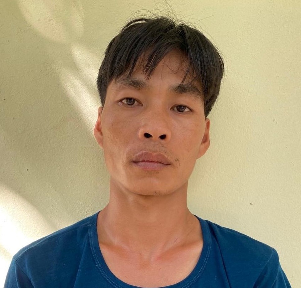 Hà Nội: Gã trai bệnh hoạn chặn đường, sàm sỡ 2 nữ sinh - 1 Hà Nội: Gã trai bệnh hoạn chặn đường, sàm sỡ 2 nữ sinh - 1