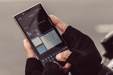 Blackberry KEY2 LE chính thức ra mắt, giá 11,8 triệu đồng