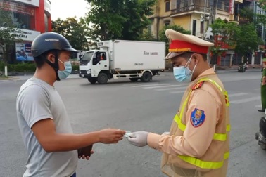 Hơn 1.000 ca dương tính, Bắc Ninh đưa ra giải pháp gì để dập dịch?