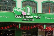 Hãng kem biểu tượng Hà Nội và hành trình gần 70 năm từ số 35 Tràng Tiền