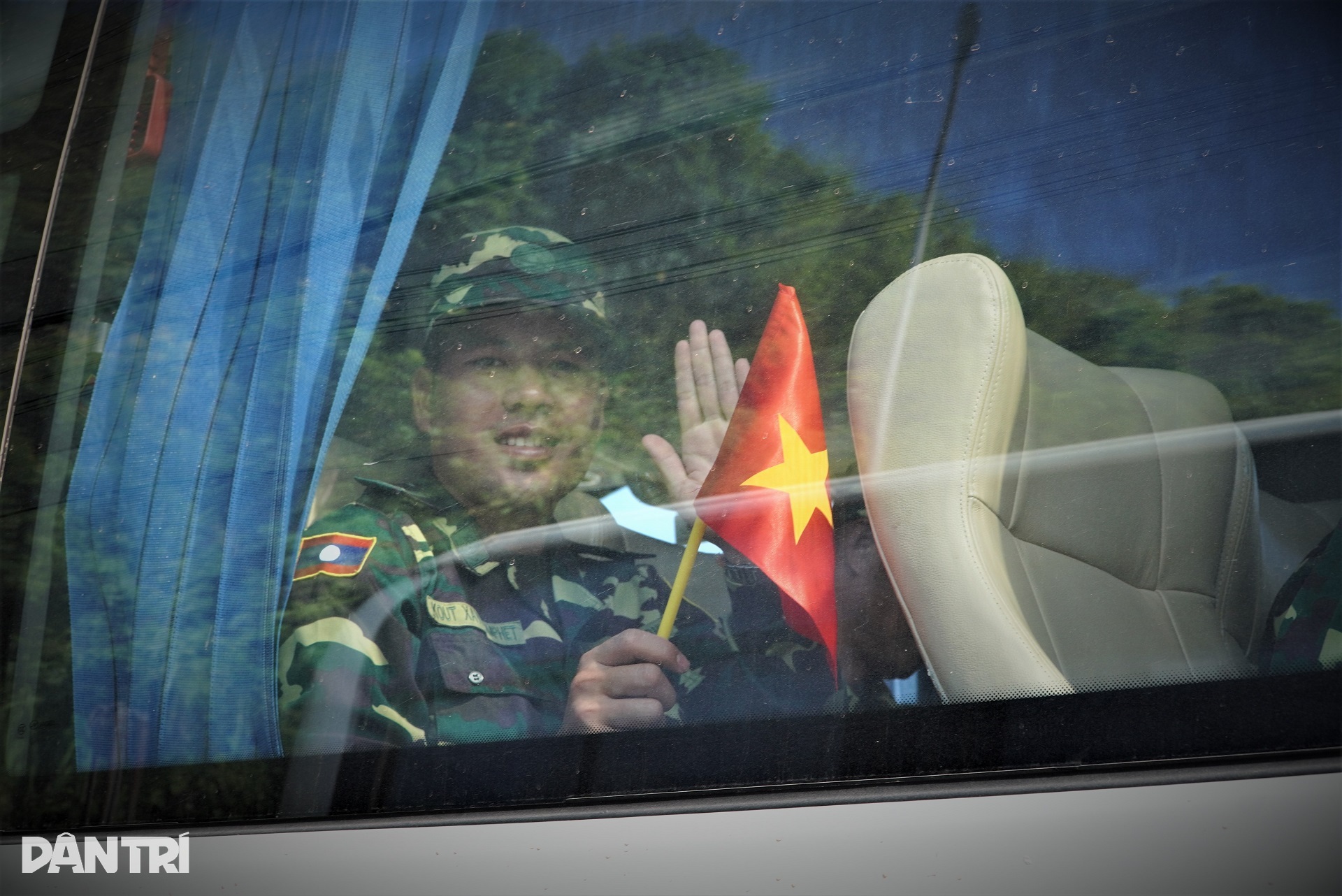 Món quà đặc biệt tặng đoàn quân nhân Lào tham gia A80 - 11 Món quà đặc biệt tặng đoàn quân nhân Lào tham gia A80 - 11