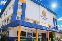 Sau bữa ăn xế ở trường có học phí cả trăm triệu, nhiều học sinh nhập viện