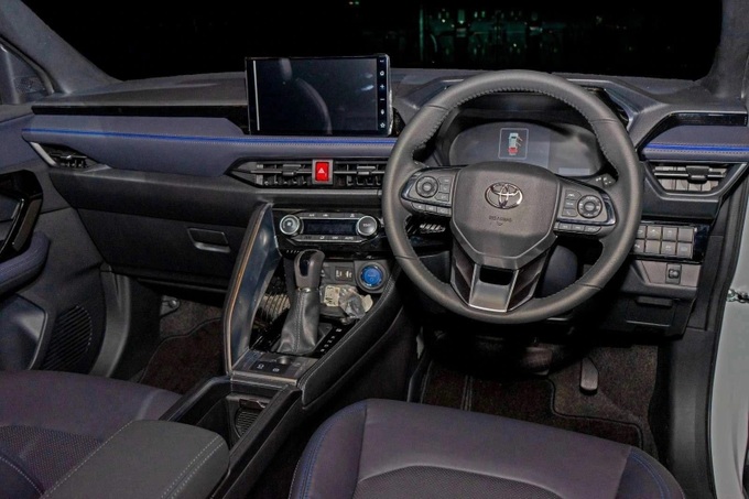 Toyota Yaris Cross 2023 lần đầu lộ diện, đại lý hé lộ trang bị gây bất ngờ - 3